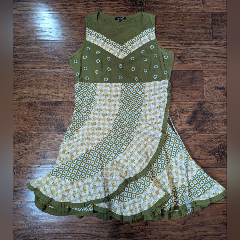 Stunning Unique Dress from Globus Beaded Top and Ruffle Hem Size Small